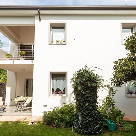 Appartamento Con Giardino Le Querce Sistiana Luaran gambar